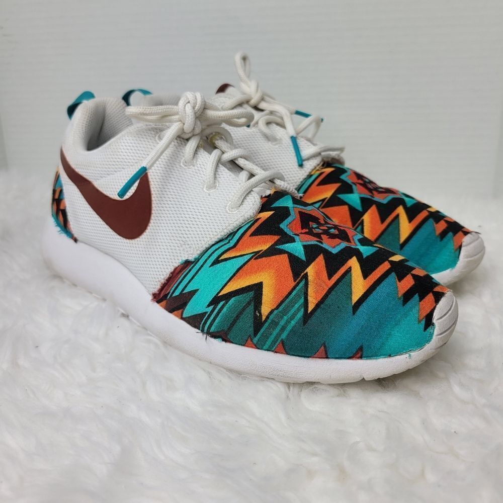 Nike Women Roshe One Womens Sneaker Size 7.5  Custom 844994-100  Running